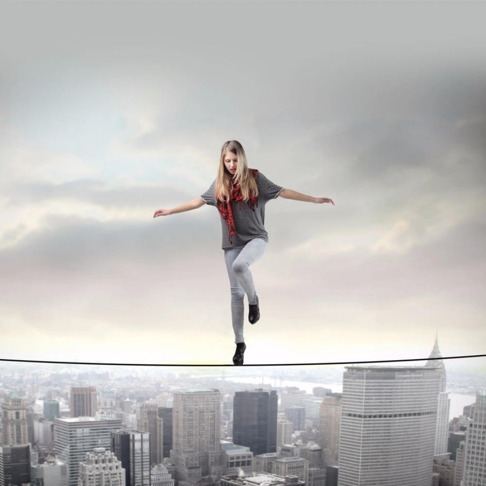 Women in the City Mobile Case Cover - Image 2